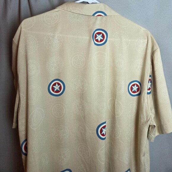 Captain America Marvel Shirt Men’s Short Sleeve Button Down Collar Size XL/TG/EG - Picture 10 of 13